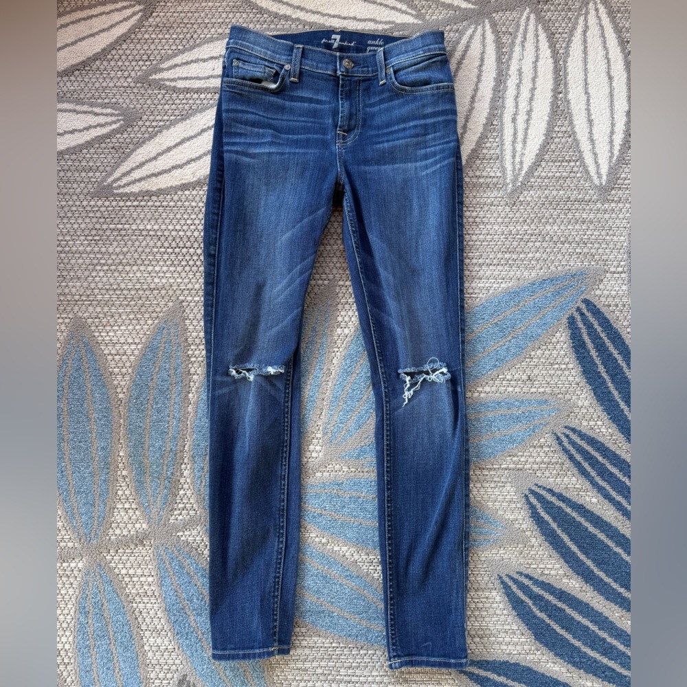 7 For All Mankind Women’s Ankle Gwenevere Denim Distressed Jeans Size 26